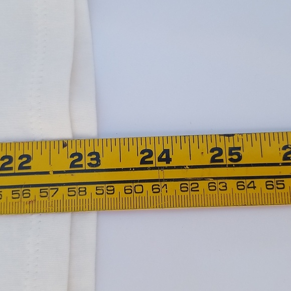 GUESS Sparkle Detail Cream T-Shirt XS - Picture 6 of 6